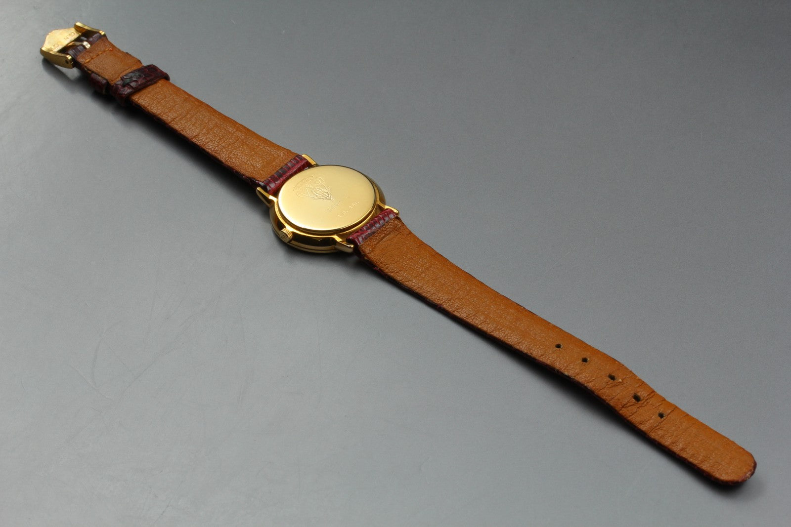 Gucci 3001L Watch - Gold, Stainless Steel