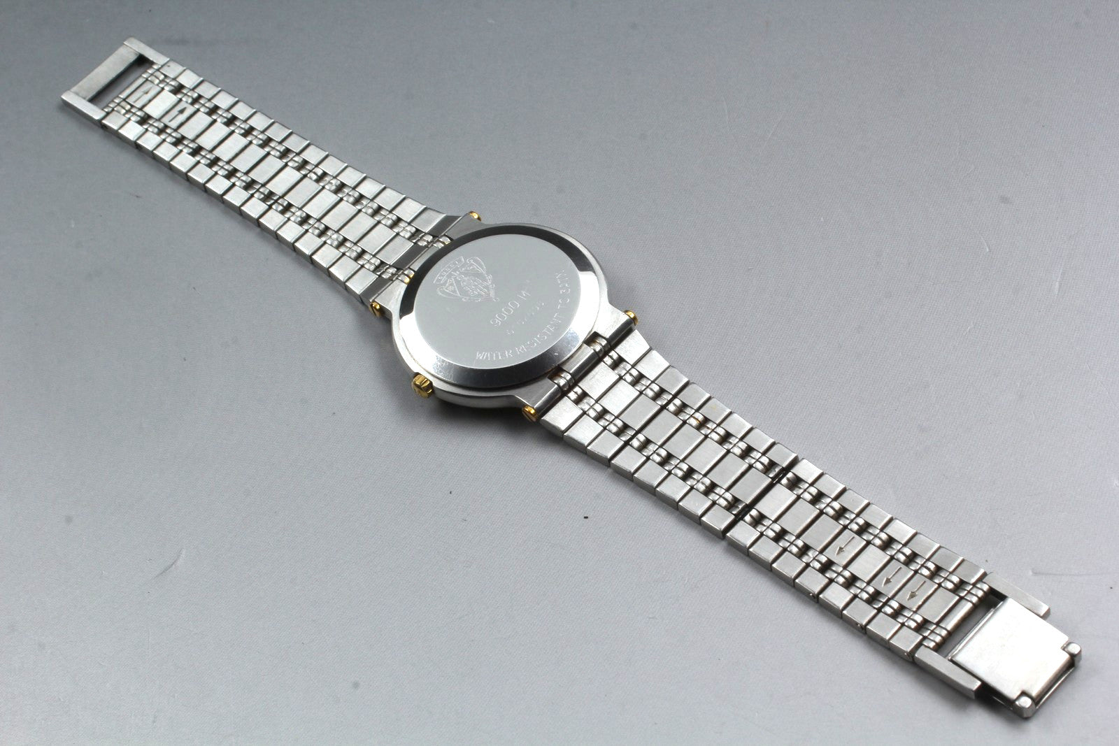 Gucci 9000M Wristwatch - Ivory, Stainless Steel