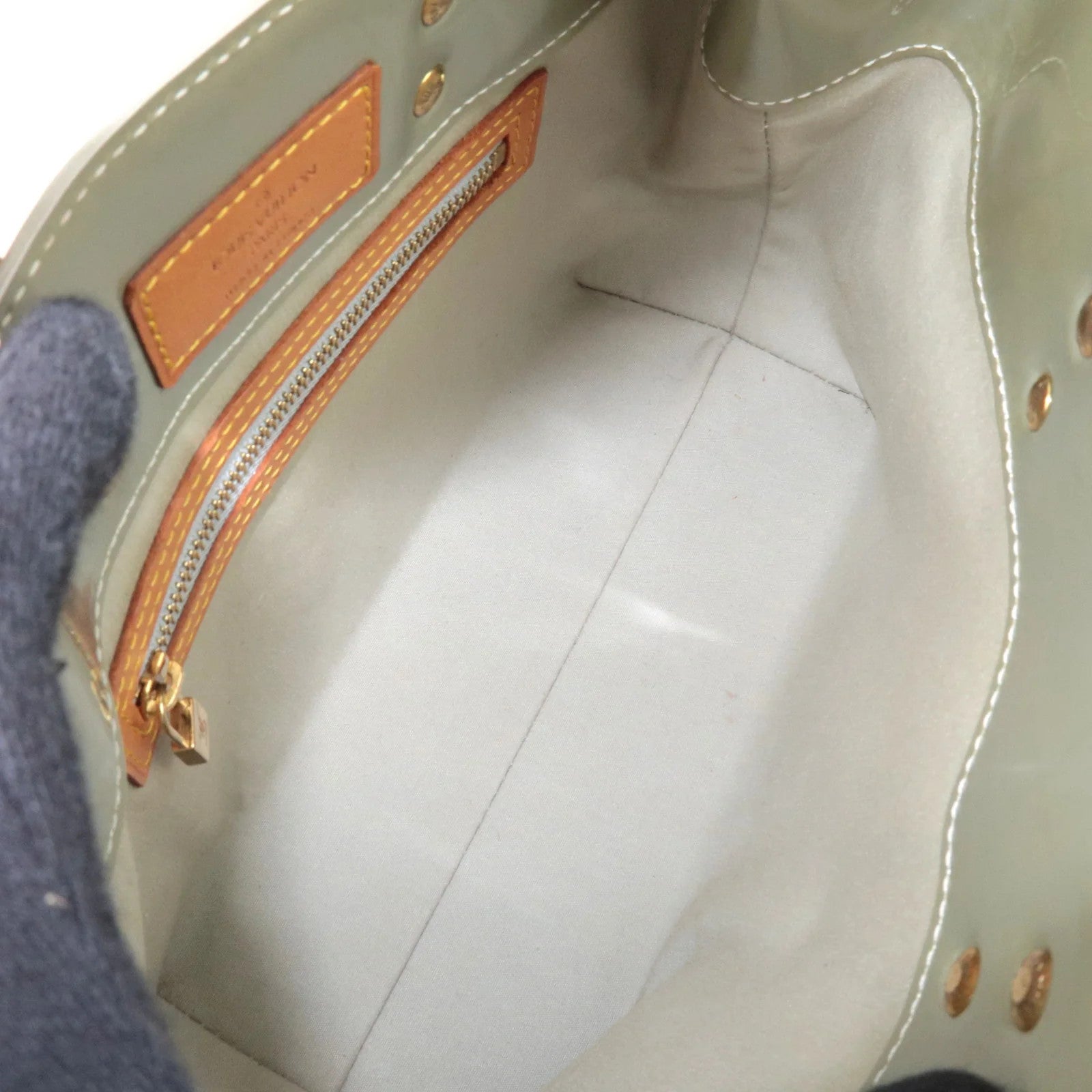 Louis Vuitton Monogram Vernis Reade PM Handbag - Gris, Vernis Leather 