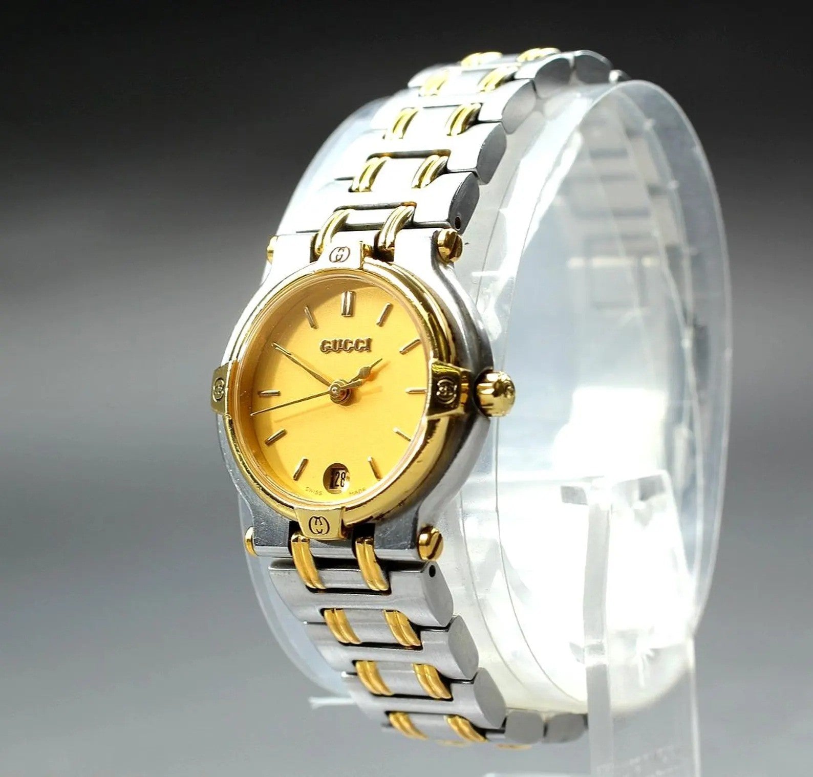 Gucci 9000L Wristwatch - Gold, Stainless Steel