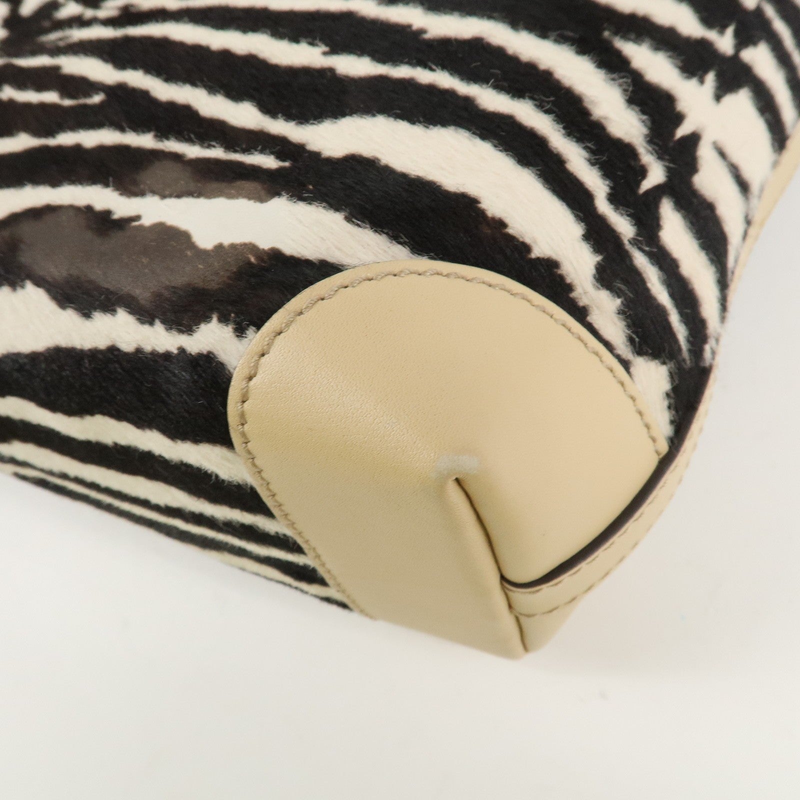 Gucci Tote Bag - Beige, Black, Haraco Leather