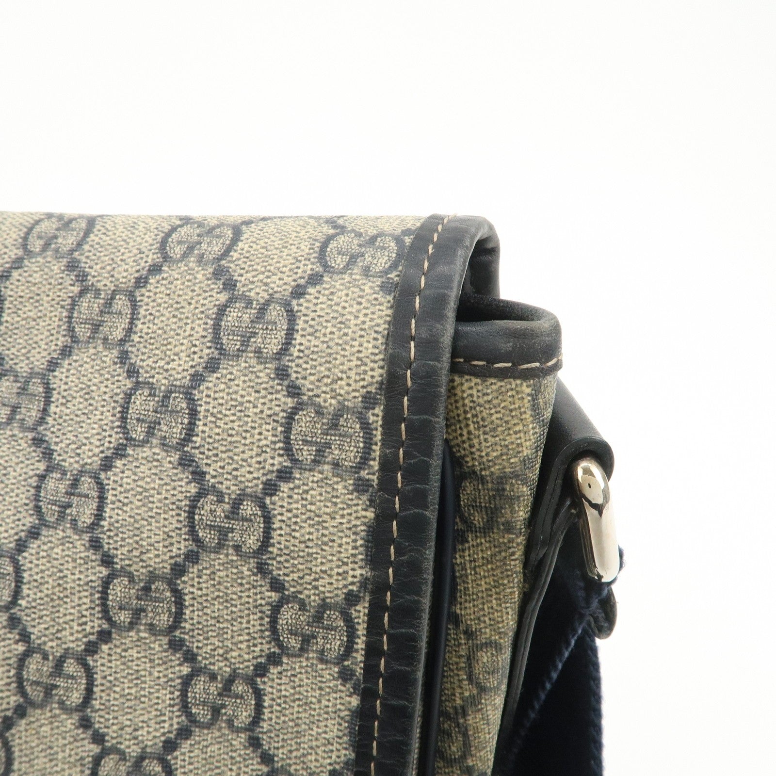 Gucci Shoulder Bag - Beige Navy, GG Supreme