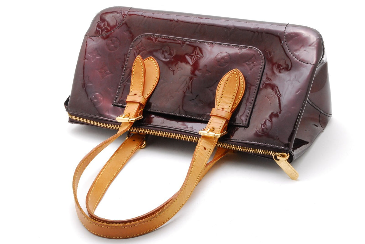Louis Vuitton Rosewood Avenue Shoulder Handbag - Amarante, Vernis Leather