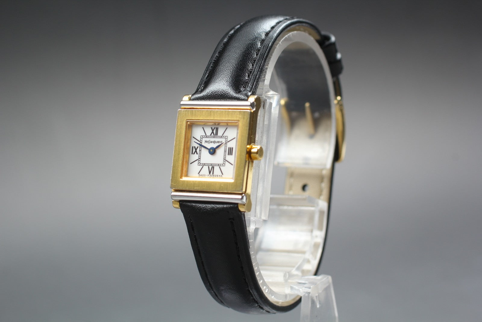 Yves Saint Laurent 5420-F47599 Women's Watch - Gold, Stainless Steel