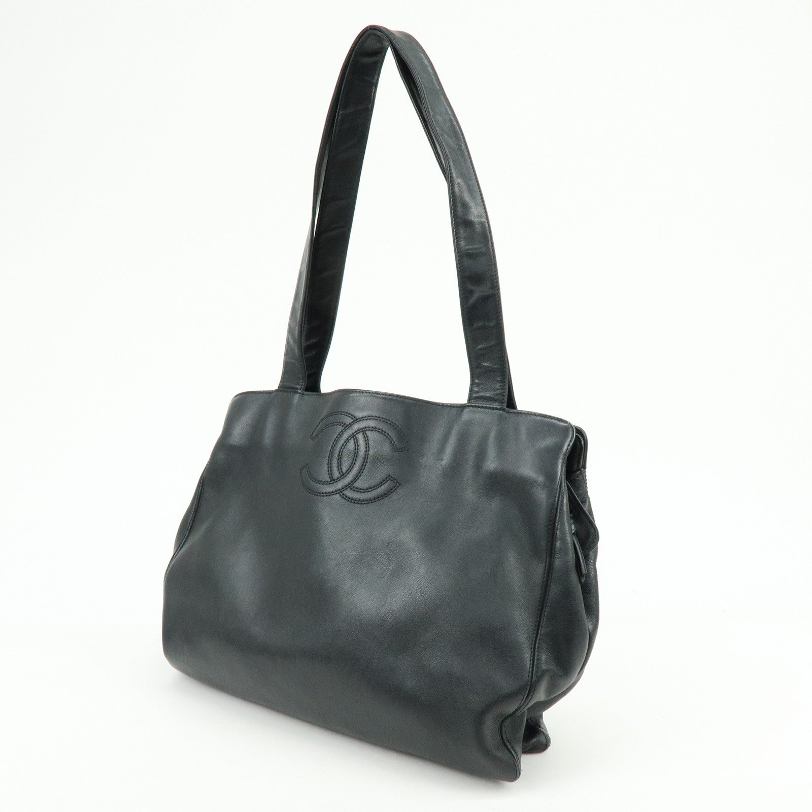 Chanel Calf Leather Tote Bag - Black, Leather