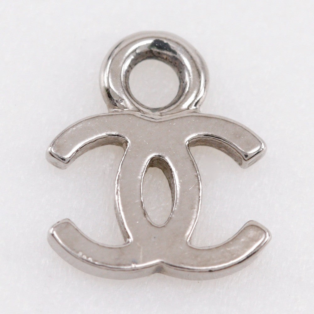 Chanel COCO Mark Piercing Hoop - Silver, Metallic