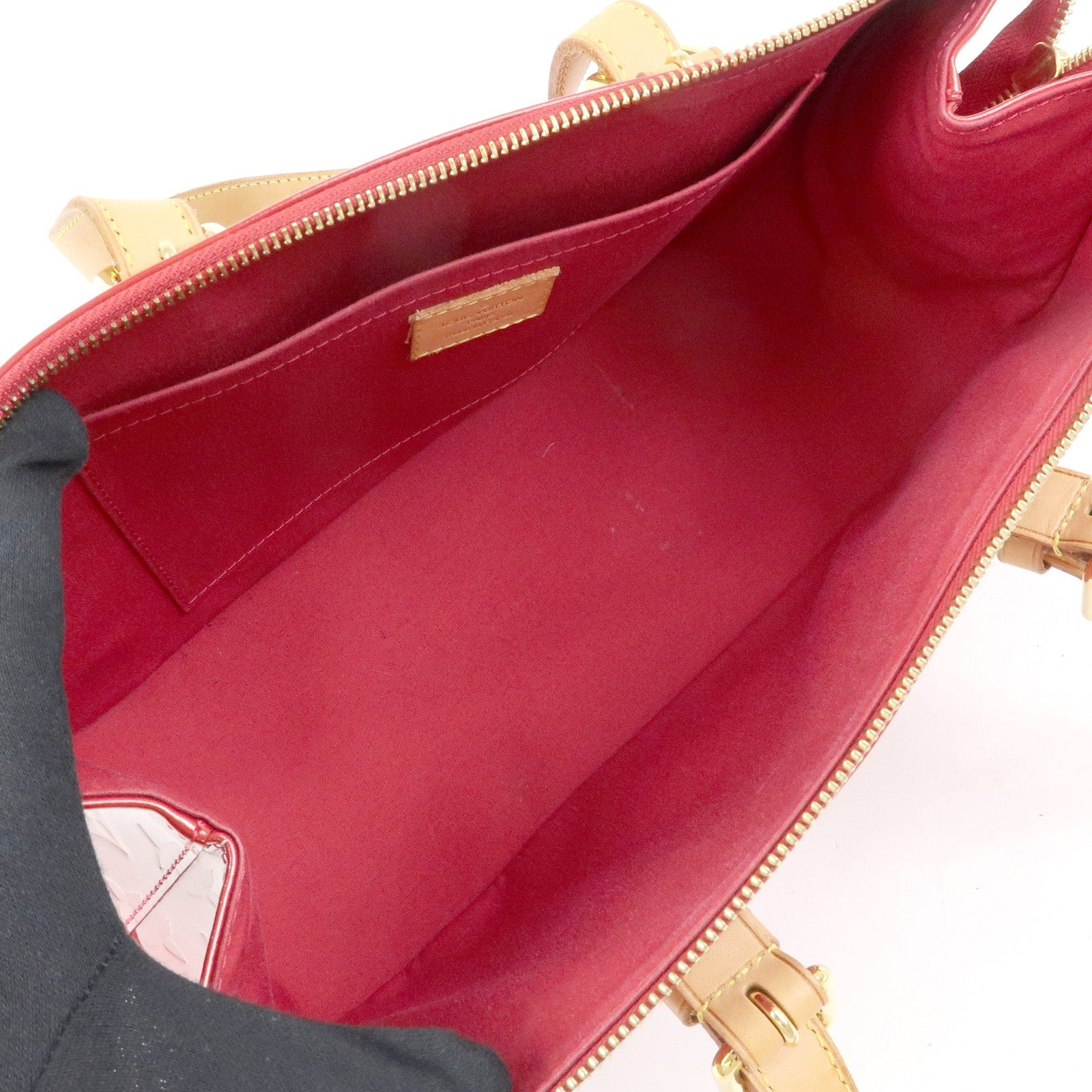 Louis Vuitton M93507 Hand Bag - Pomme DAmour, Vernis Leather