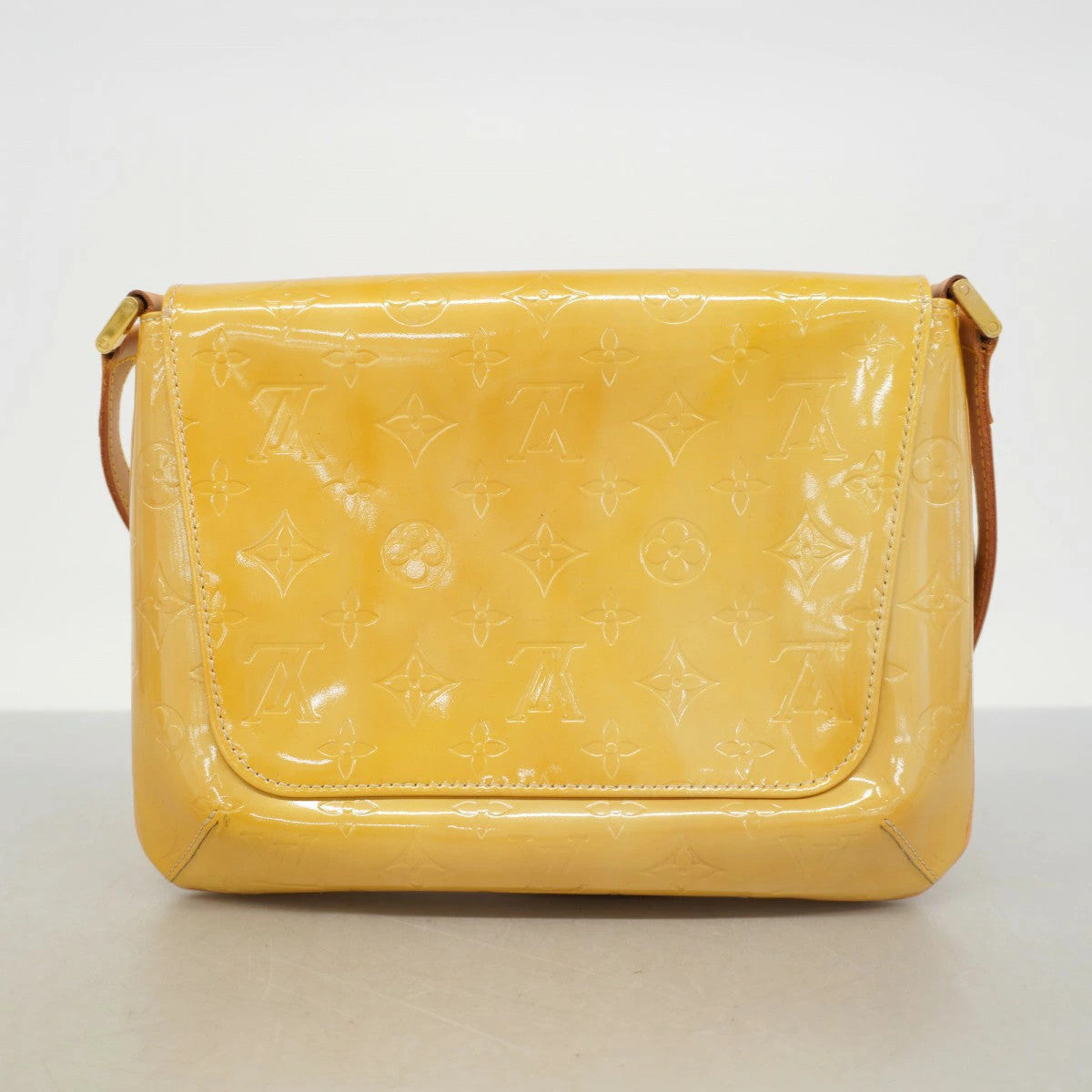 Louis Vuitton Monogram Vernis Thompson Street Bag - Gris, Patent Leather