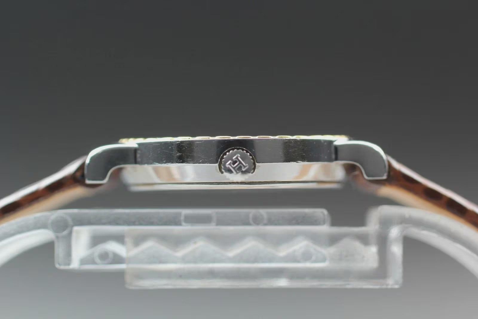 Hermès Serie Wristwatch - Gold White, Stainless Steel