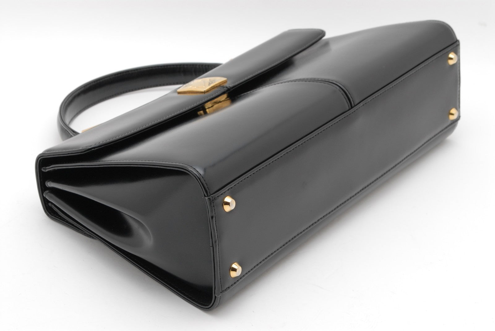 Saint Laurent Yves Saint Laurent Tote Hand Bag - Black, Leather
