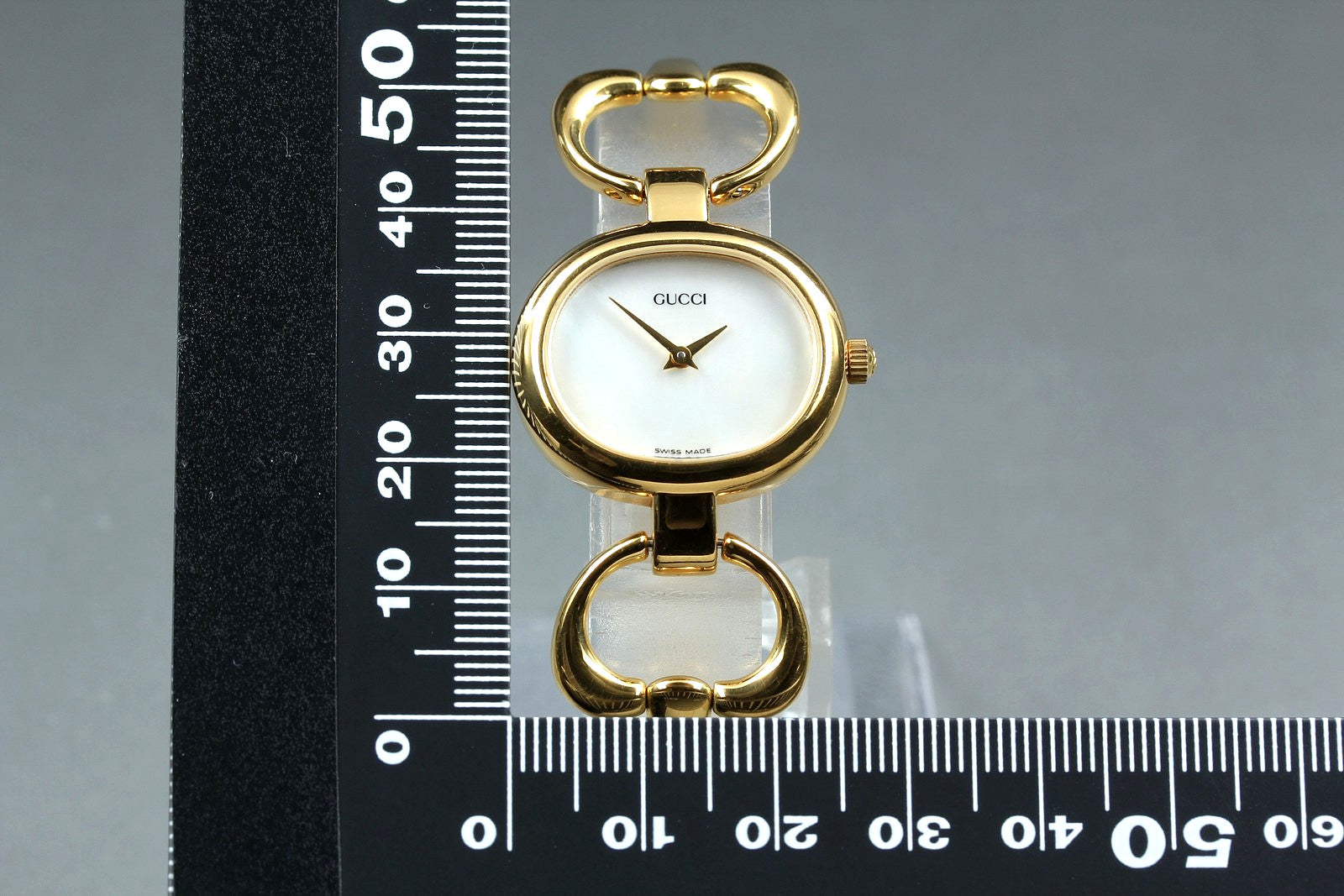 Gucci 1600 Watch - White, Stainless Steel