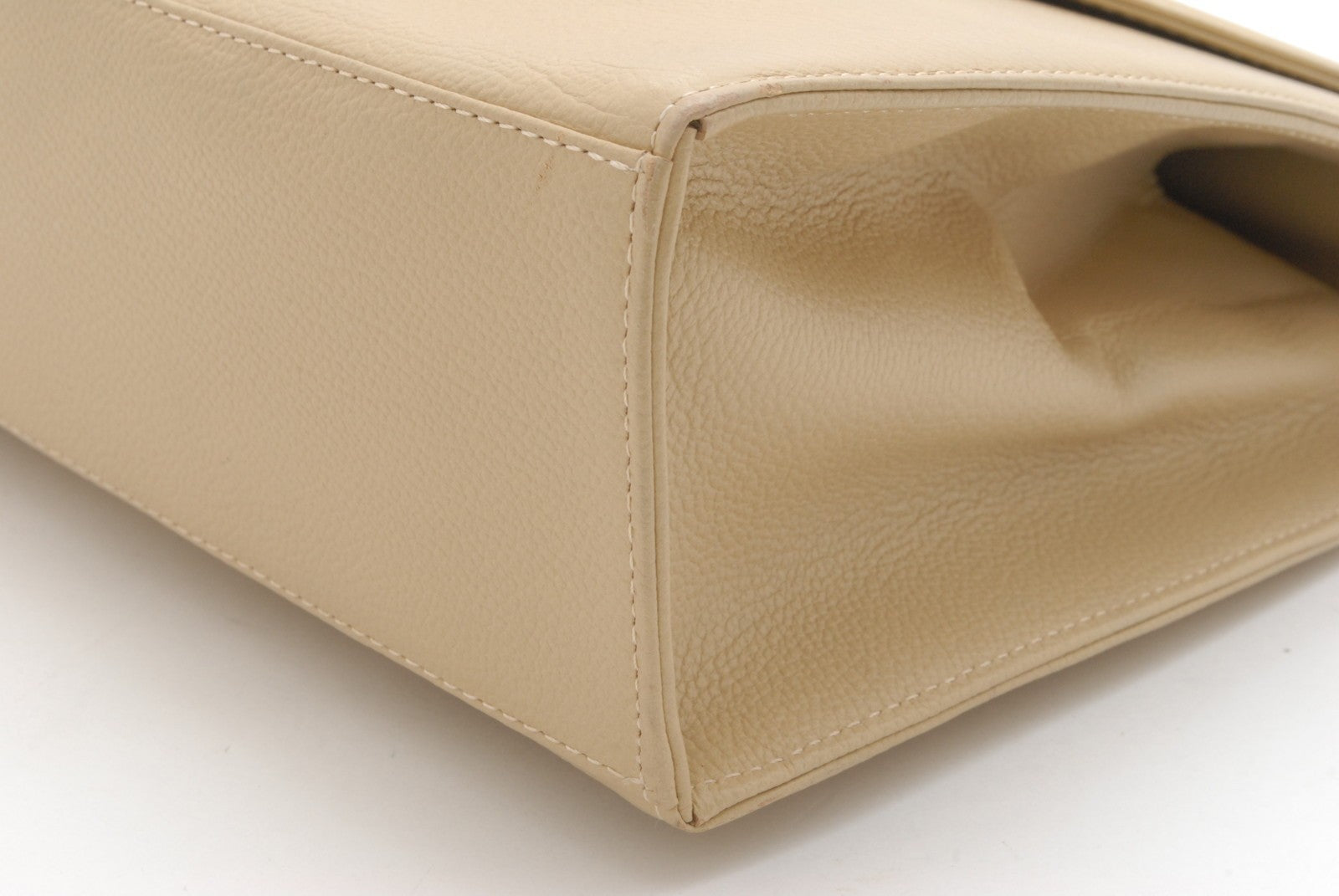 Yves Saint Laurent YSL Hand Bag - Ivory, Leather