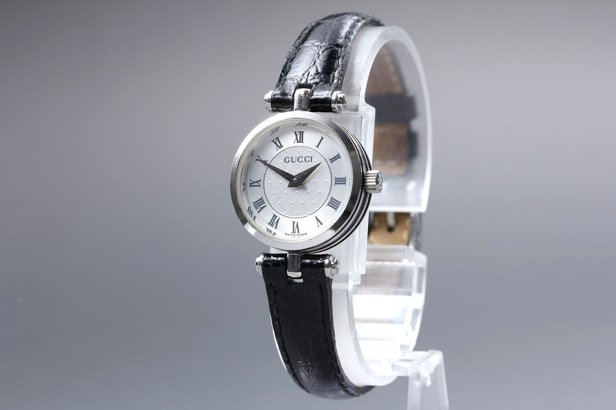 Gucci 2040L Wristwatch - Black, Leather