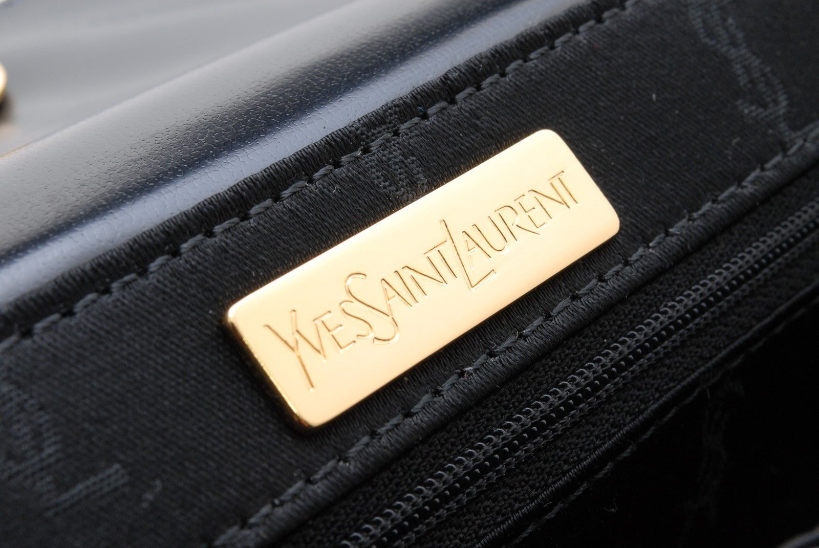 Saint Laurent Logo Shoulder Bag - Black, Leather