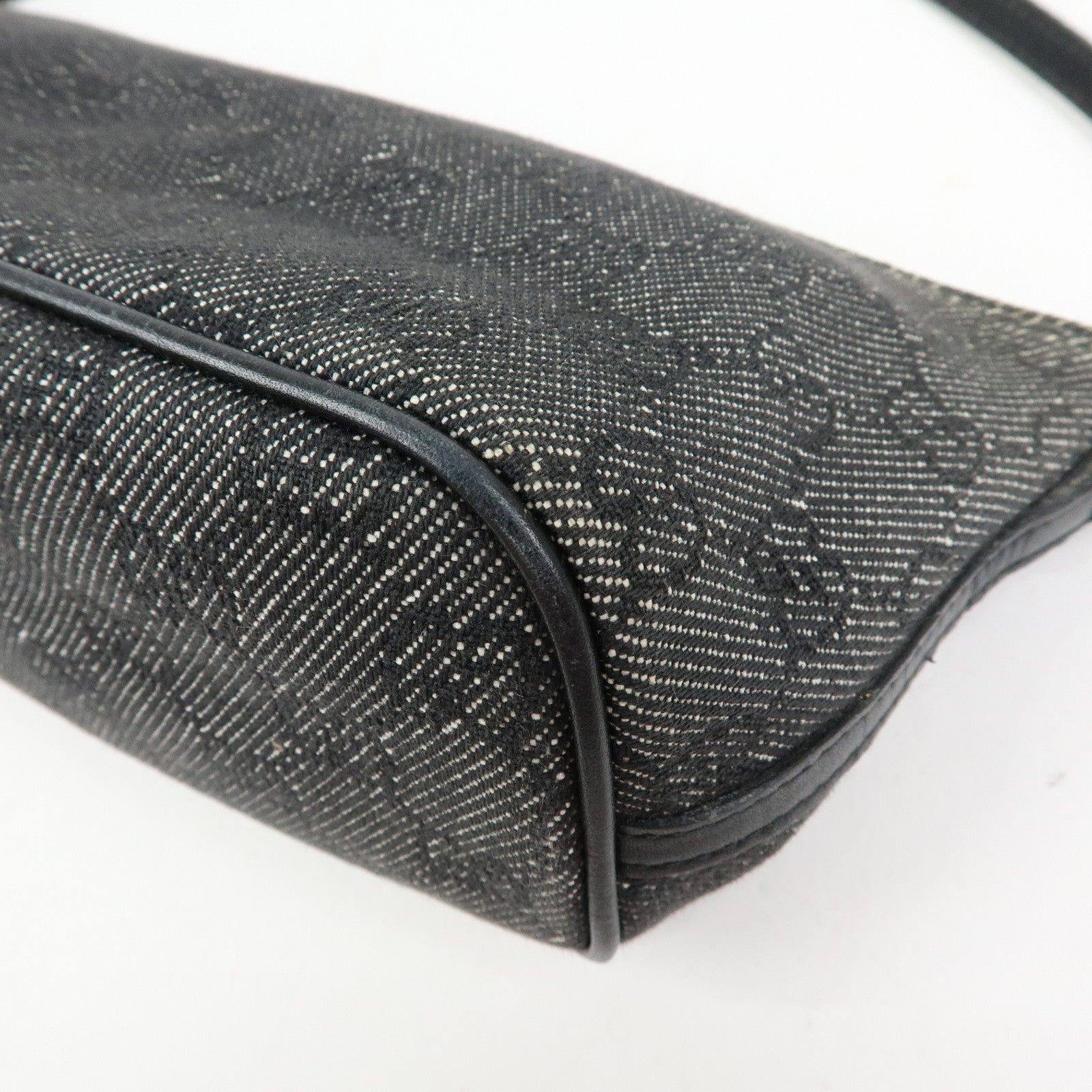 Gucci Boat Bag Accessory Pouch - Black, GG Canvas Leather 