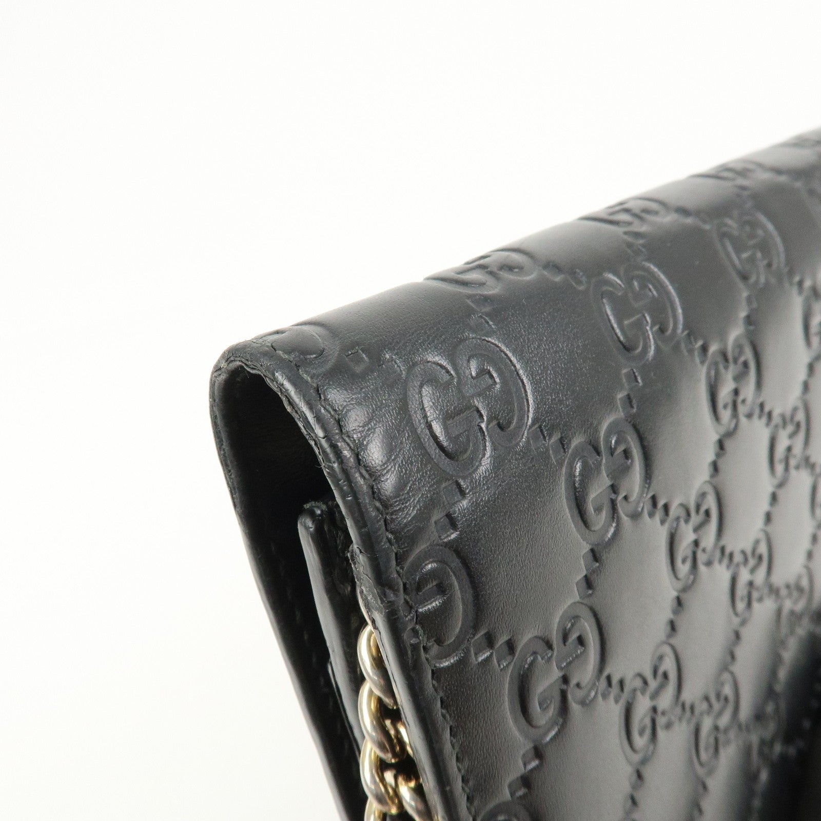 Gucci Interlocking G Guccissima Shoulder Wallet - Black, Leather