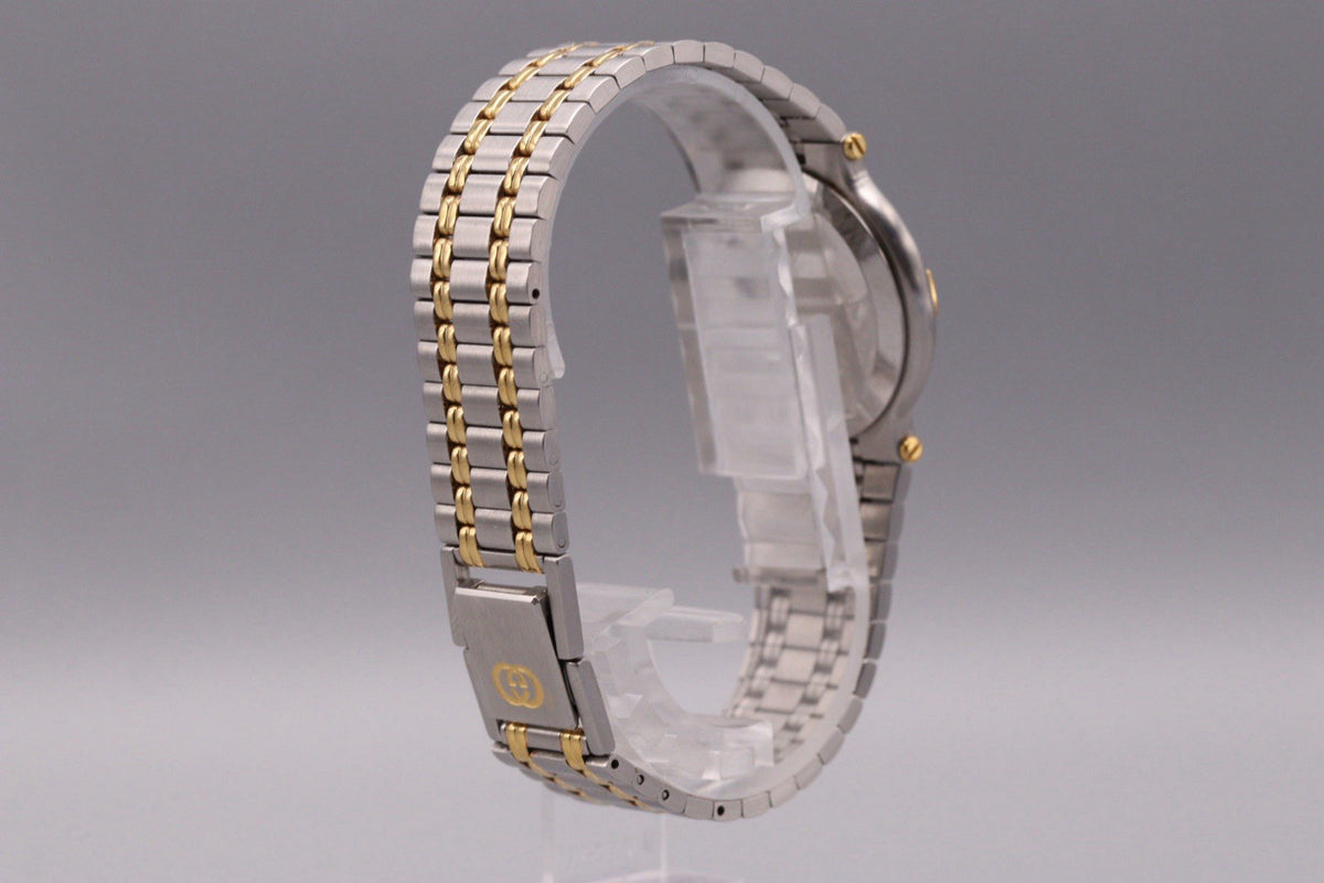 Gucci 9000M Wristwatch - Gold, Silver, Stainless Steel