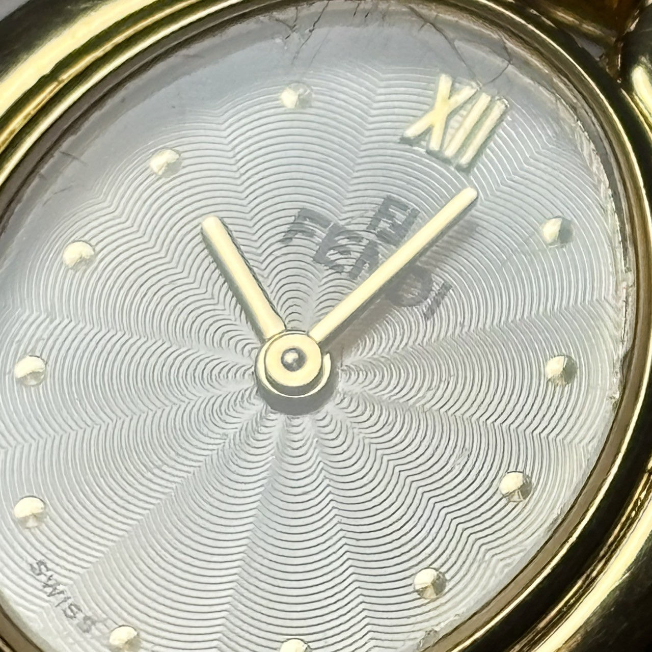 FENDI Change Belt Wristwatch - Gold, Leather