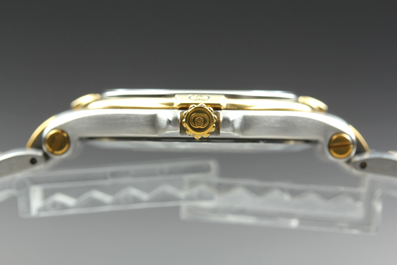 Gucci 9040M Watch - Ivory, Stainless Steel