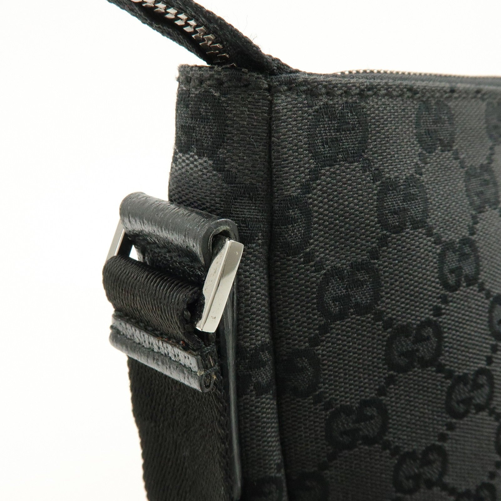 Gucci 110054 Shoulder Bag - Black, GG Canvas, Leather 