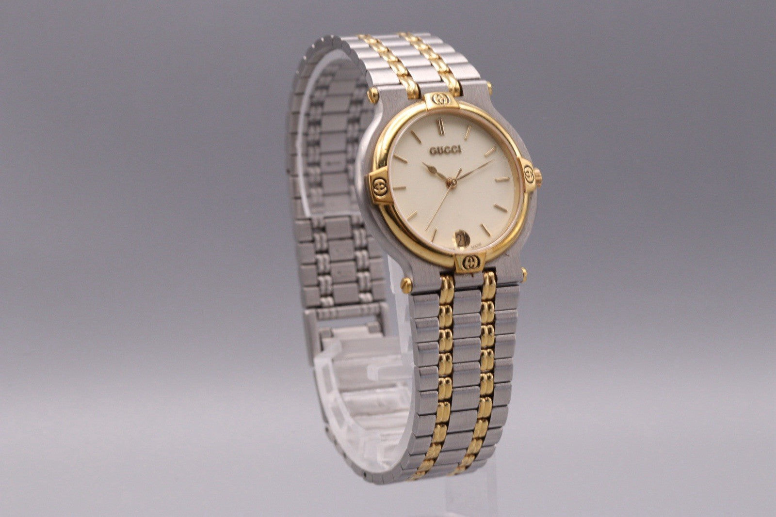 Gucci 9000M Wristwatch - Gold, Silver, Stainless Steel