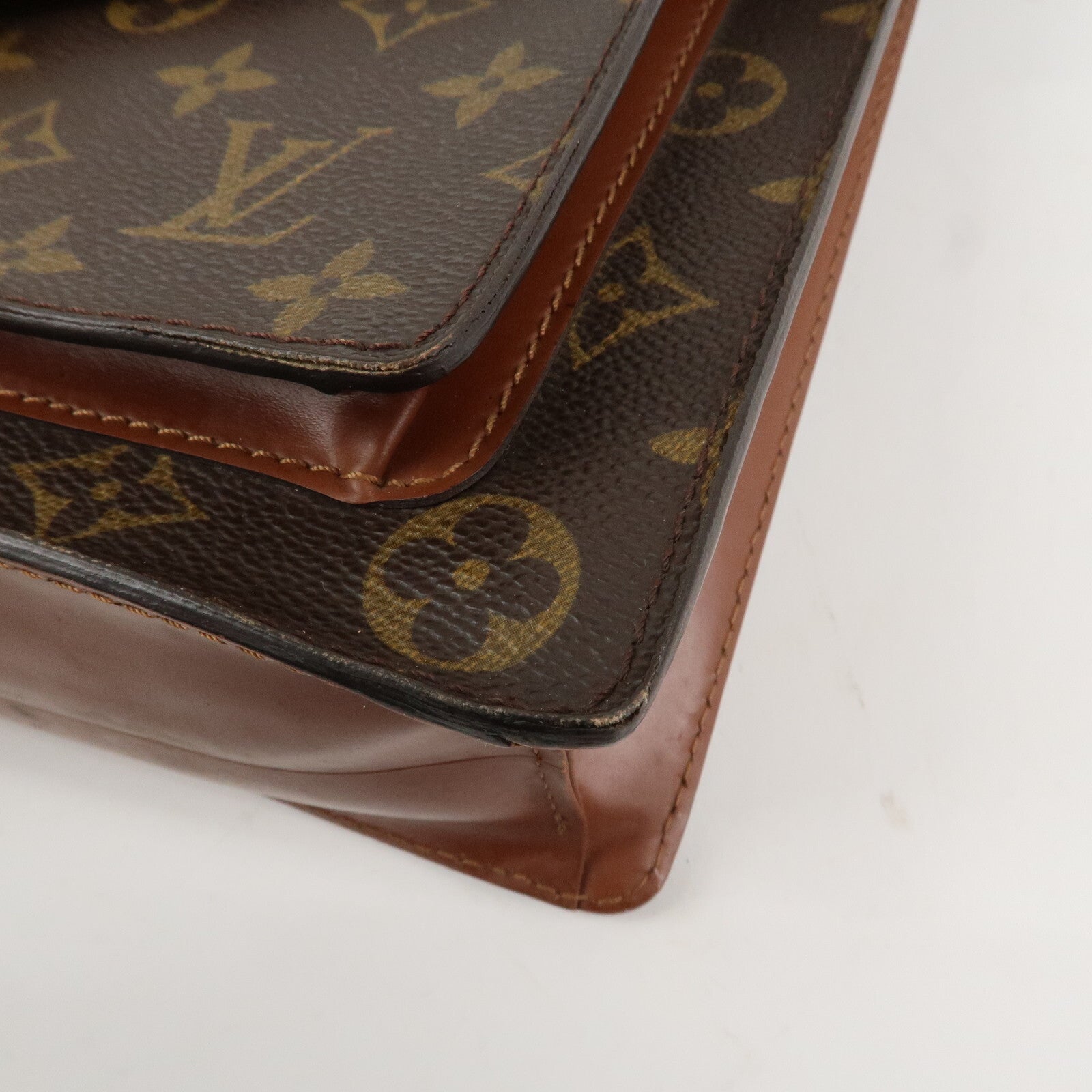 Louis Vuitton Monogram Monceau 28 Hand Bag - Monogram, Canvas and Leather