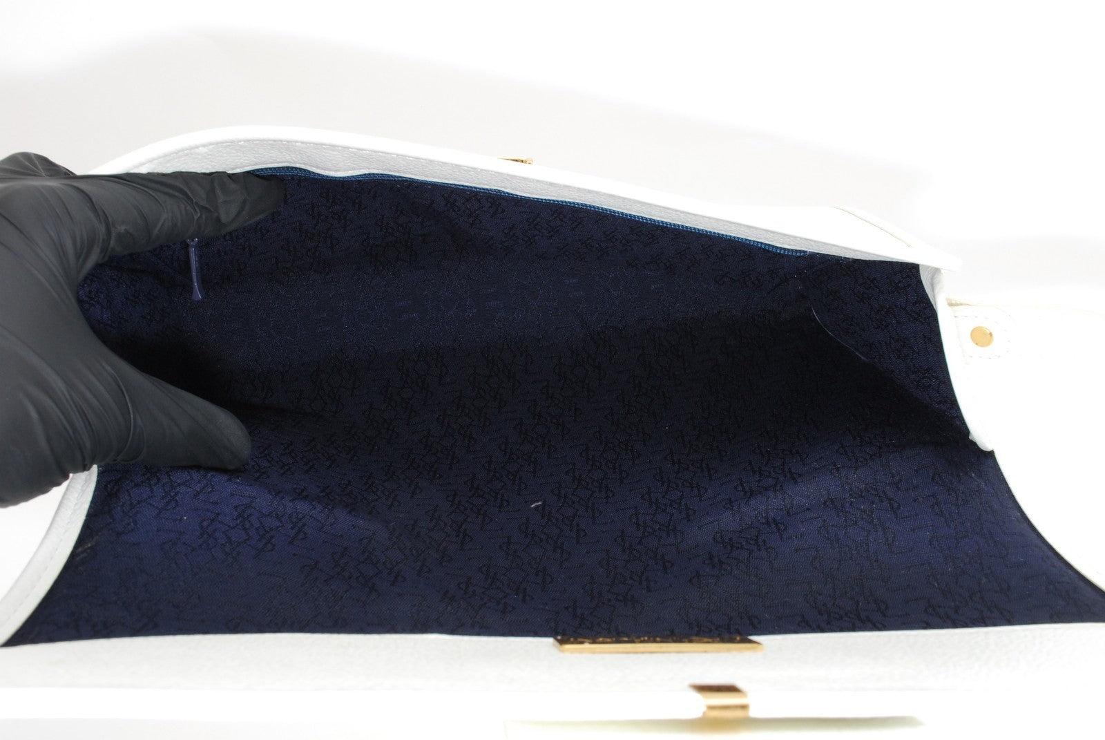 Saint Laurent YSL Shoulder Bag - Ivory, Leather 