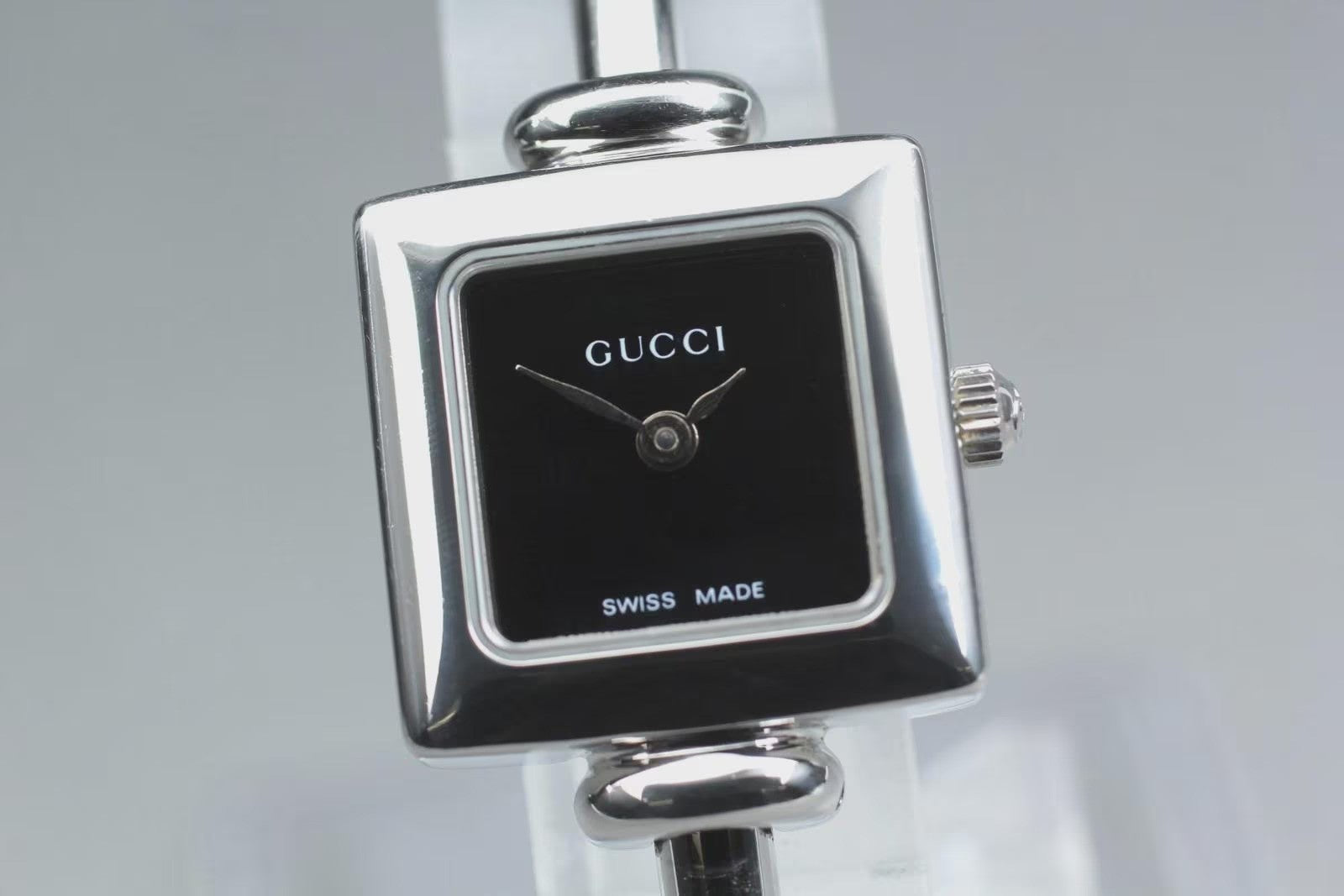 Gucci 1900L Wristwatch - Silver, Stainless Steel