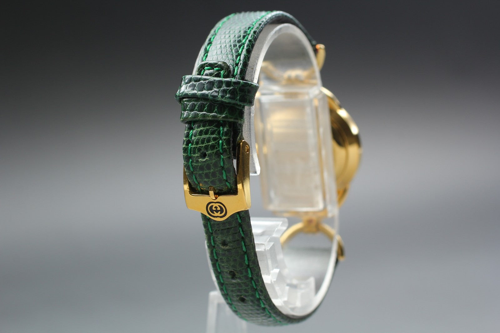 Gucci 6000.2.L Wristwatch - Gold, Stainless Steel
