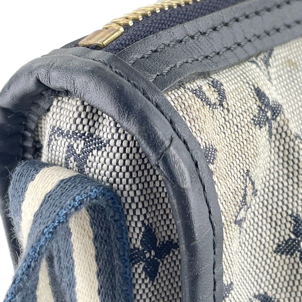 Louis Vuitton Pochette Catherine Shoulder Bag - Navy, Cotton