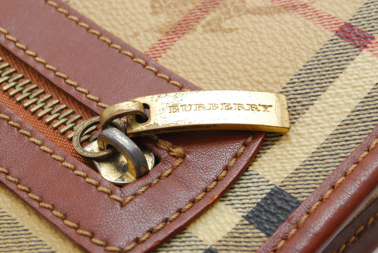 Burberry Nova Clutch Bag - Brown, Leather