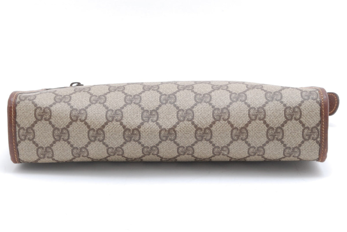 Gucci GG Supreme Clutch Hand Bag - Beige Brown, PVC Leather