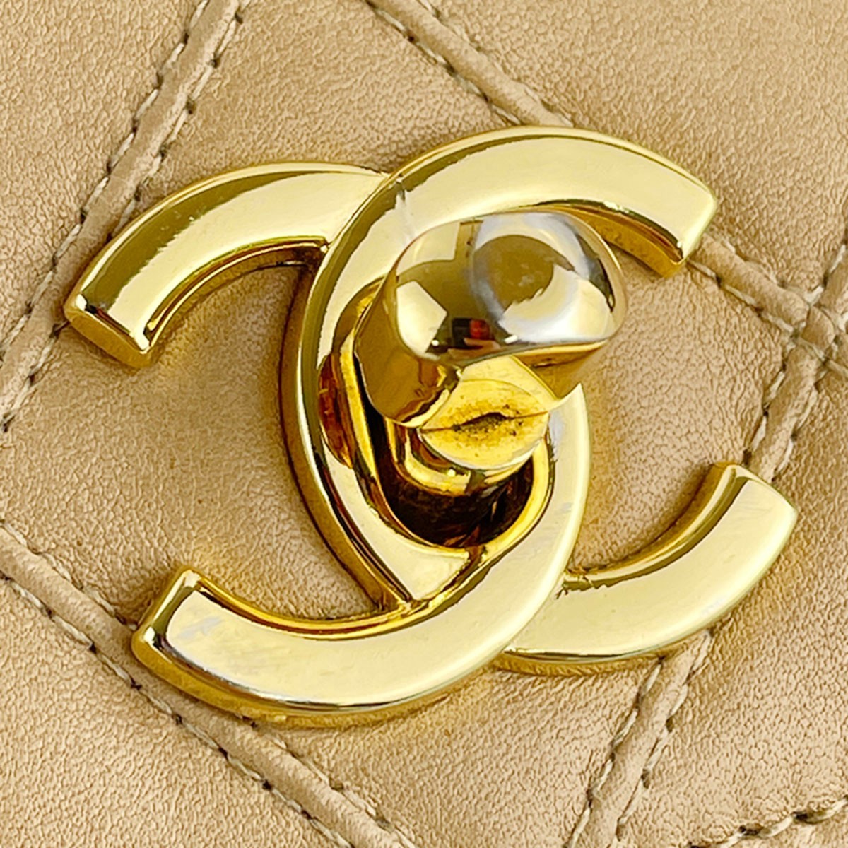 CHANEL Bicolore Waist Bag - Beige, Lambskin Leather