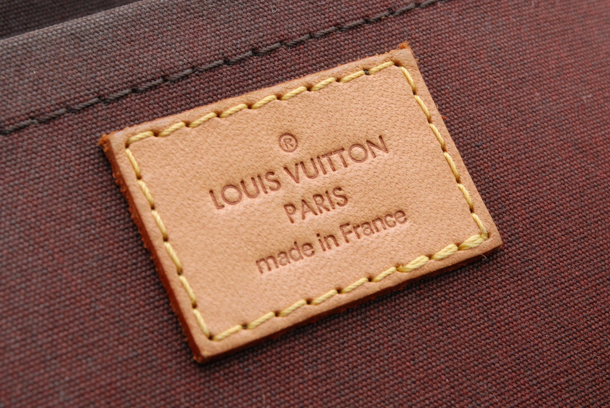 Louis Vuitton Rosewood Avenue Shoulder Handbag - Amarante, Vernis Leather