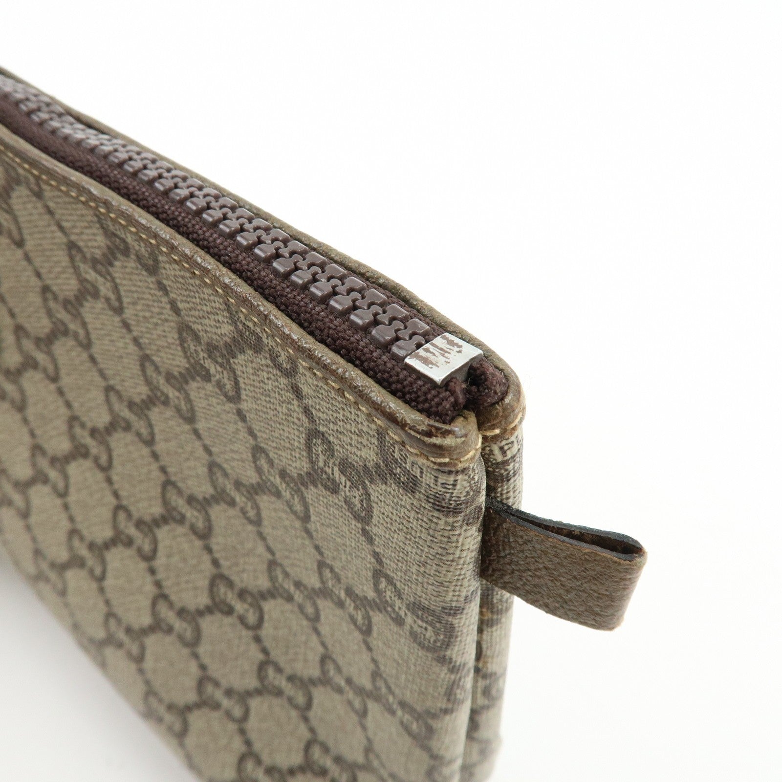 Gucci GG Plus Clutch Bag - Beige, Leather