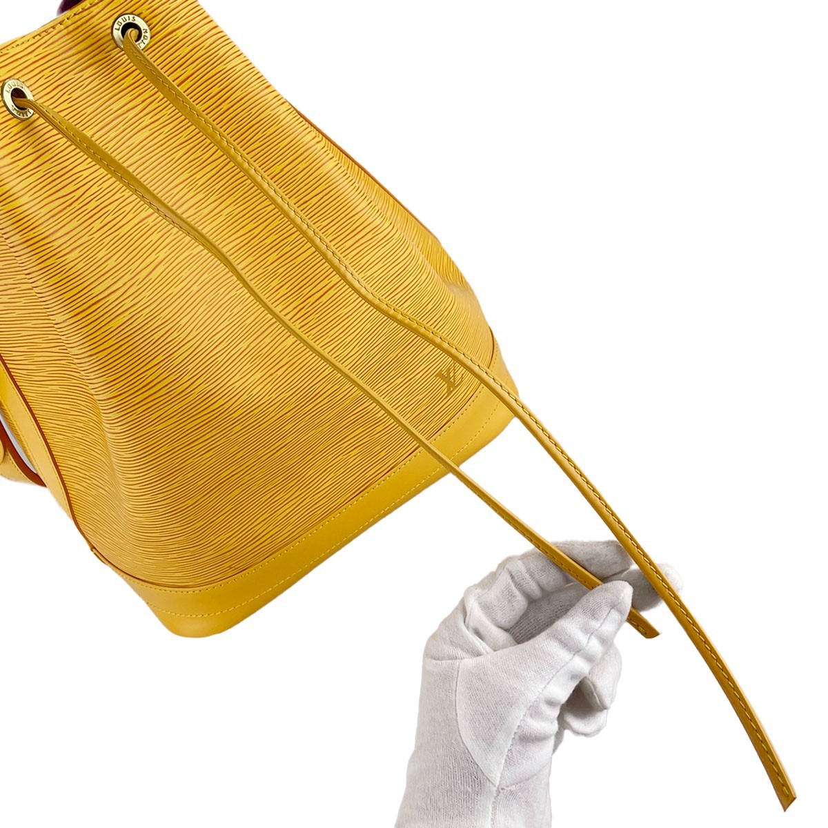 Louis Vuitton Noe Shoulder Bag - Yellow, Leather