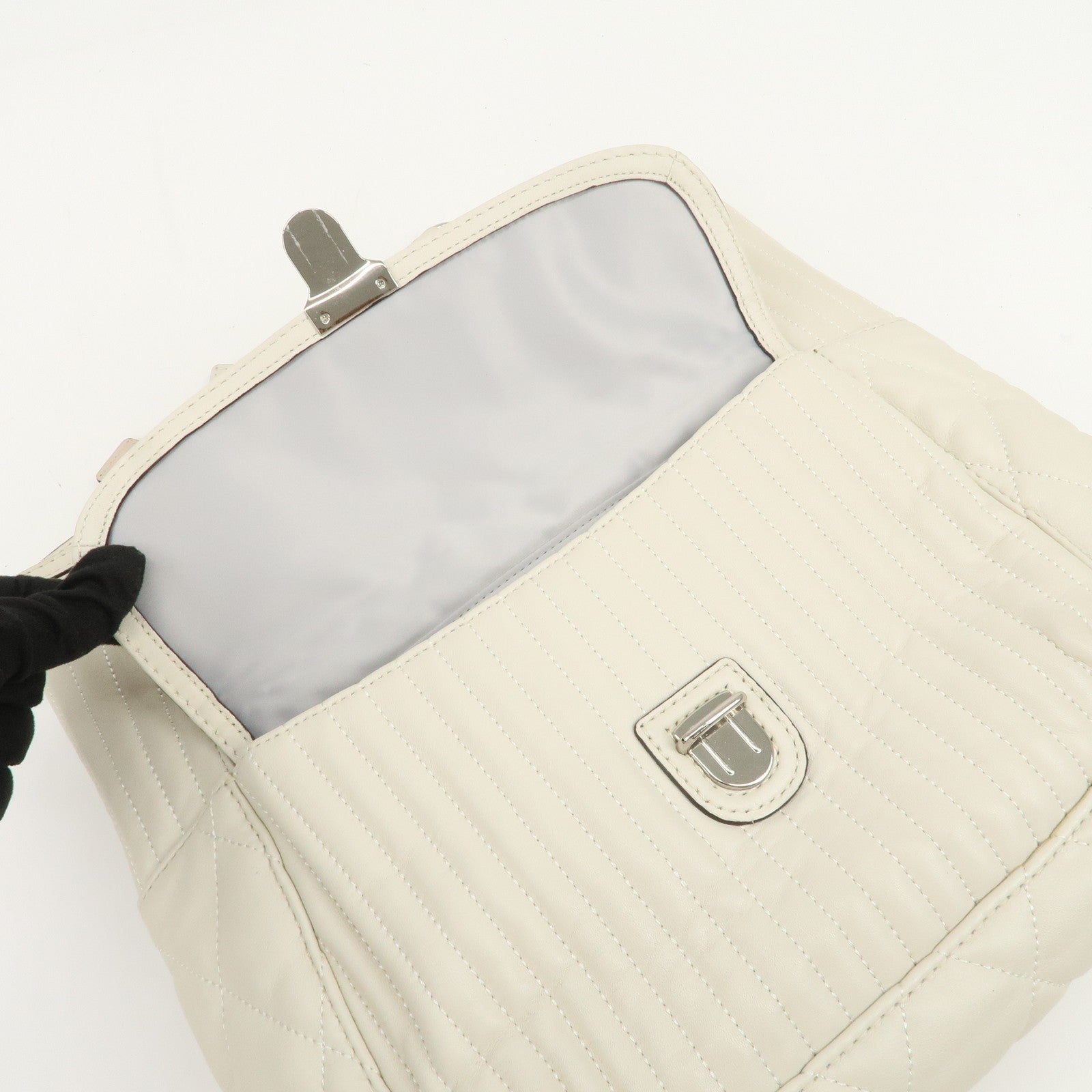 Coach Leather Chain Shoulder Bag - Ivory, Leather