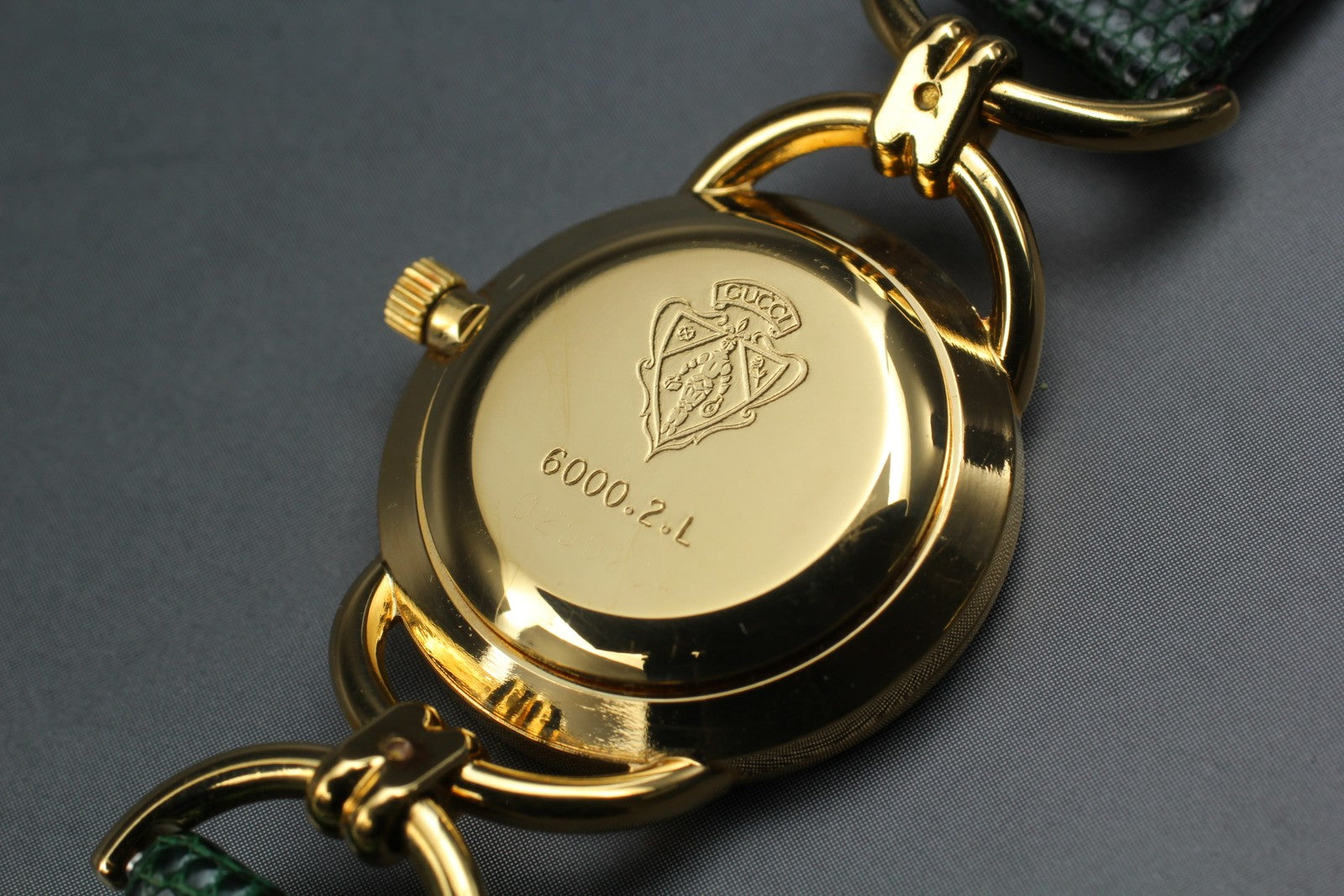 Gucci 6000.2.L Wristwatch - Gold, Stainless Steel