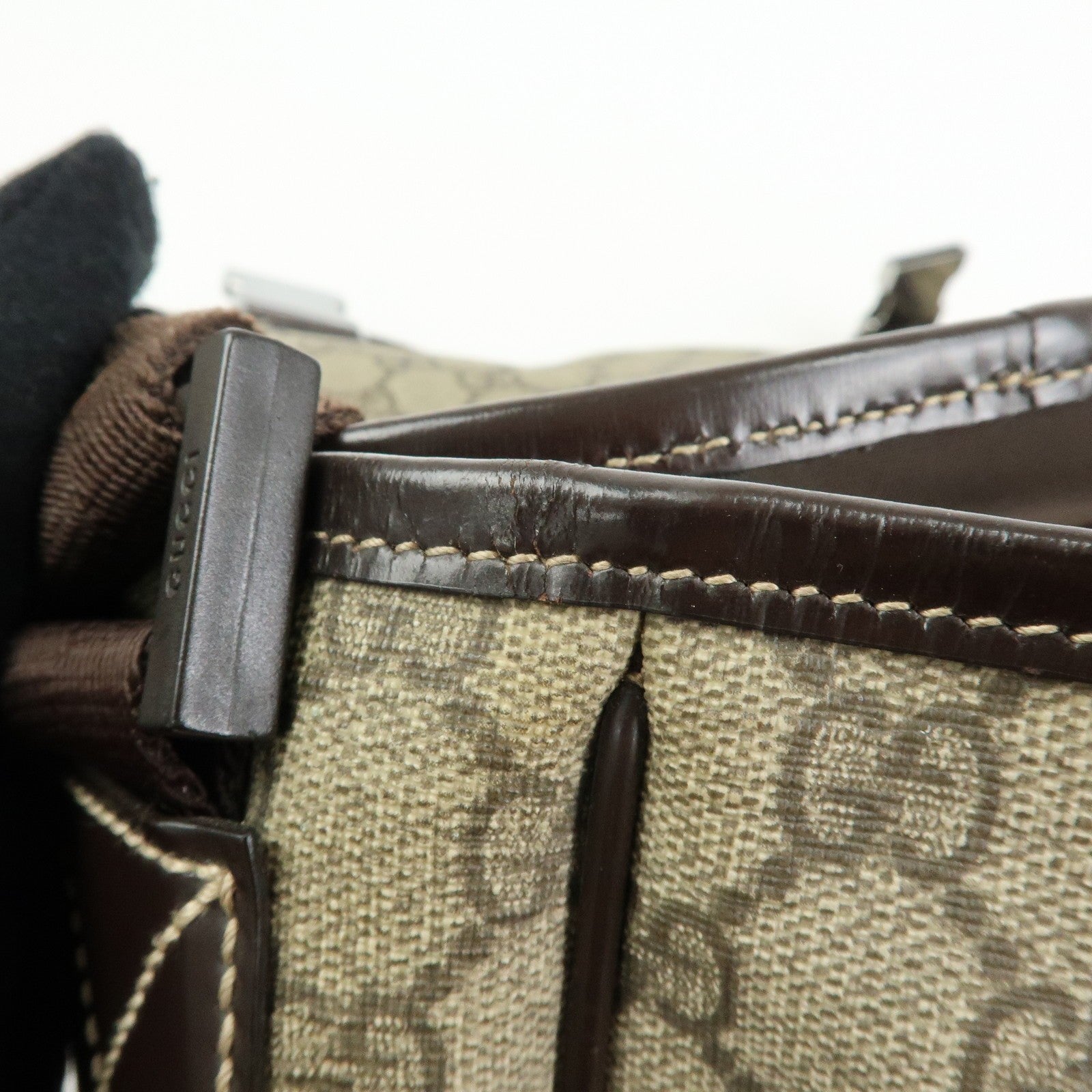 Gucci Shoulder Bag - Brown, GG Supreme, Leather