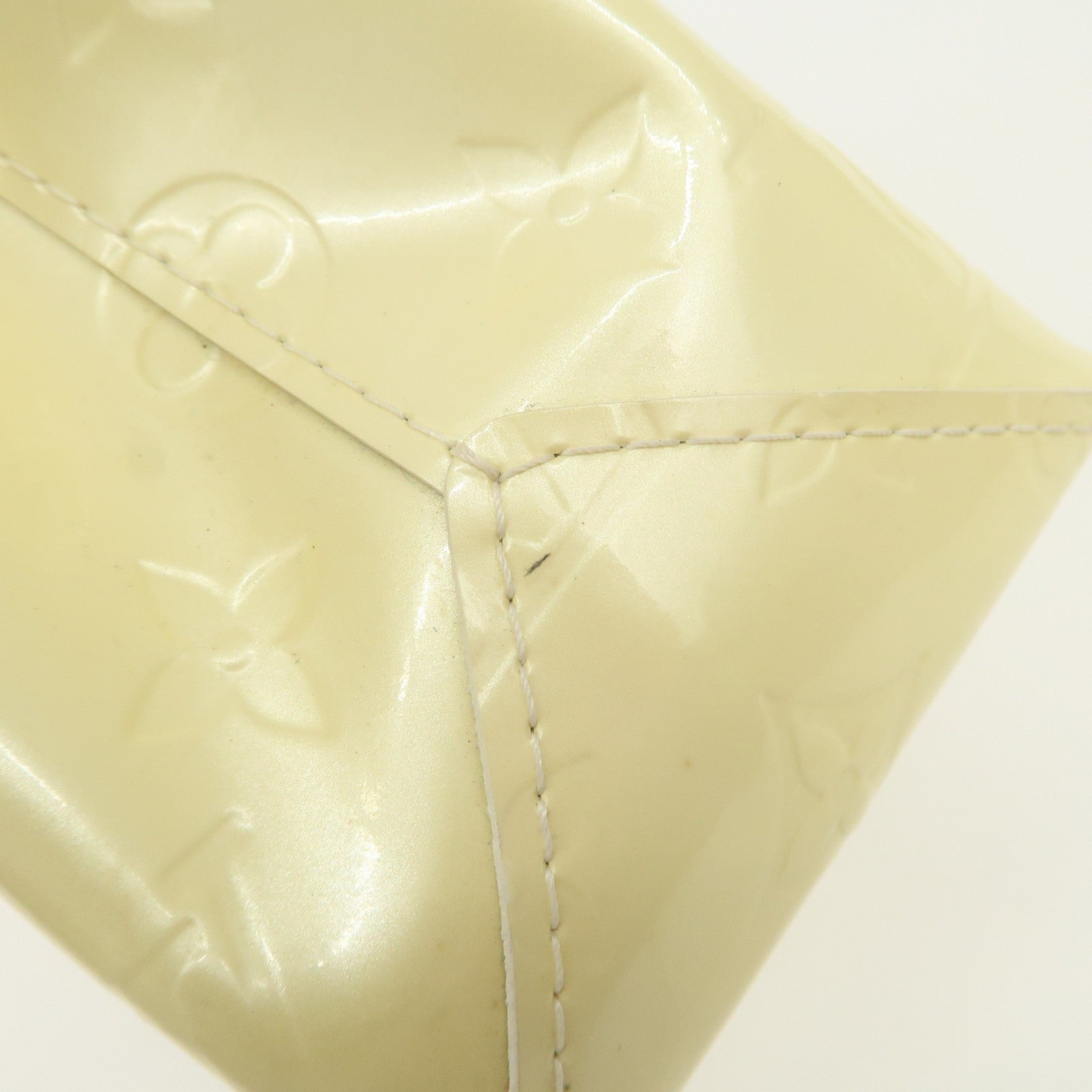 Louis Vuitton Monogram Perle Vernis Lead PM Hand Bag