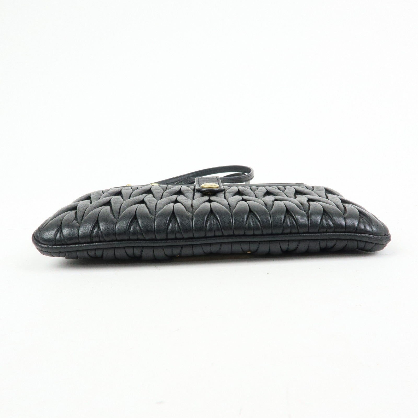 Miu Miu Matelasse Leather Gathered Shoulder Bag - Black, Leather שני חלקים!